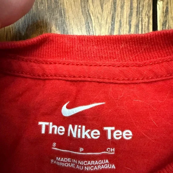 Nike KC Currnwt Red Tee with Logo - Picture 2 of 3